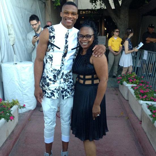 英超焦点战：纽卡斯尔联VS伯恩利 赛前全方位解析与比分前瞻（英超重磅对决：纽卡斯尔联对阵伯恩利 赛前深度解读与比分预测）