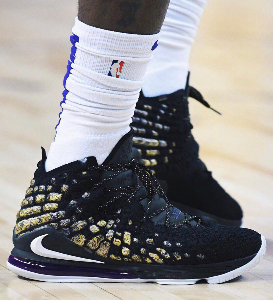 记者：19岁巴西前锋艾莉森渴望加盟维拉，后者报价超1000万镑（记者：19岁巴西锋线新星艾莉森心仪阿斯顿维拉，报价已超1000万英镑）