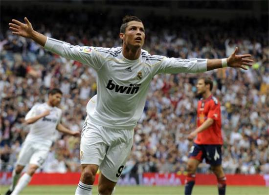 伦敦杀手！格纳布里3次欧冠客战伦敦球队斩7球1助攻（格纳布里成伦敦克星：欧冠客场三战伦敦队轰7球1助）