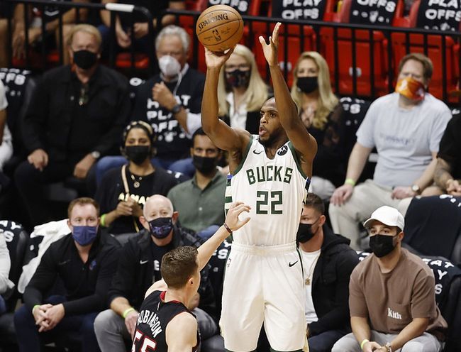 纳格尔斯曼谈征召萨内：他在欧冠和土超表现得很好（纳格尔斯曼谈召入萨内：欧冠与土超状态出色）