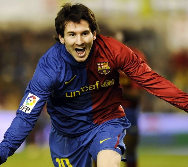 喀麦隆非洲杯大名单：姆伯莫领衔，巴索戈在列，奥纳纳无缘（喀麦隆非洲杯名单官宣：姆伯莫压阵，巴索戈入选，奥纳纳落选）